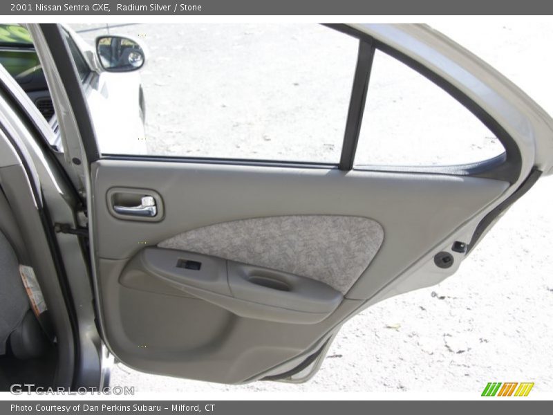 Radium Silver / Stone 2001 Nissan Sentra GXE