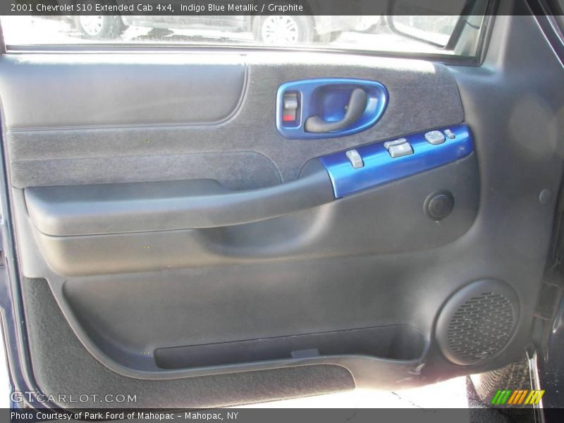 Indigo Blue Metallic / Graphite 2001 Chevrolet S10 Extended Cab 4x4