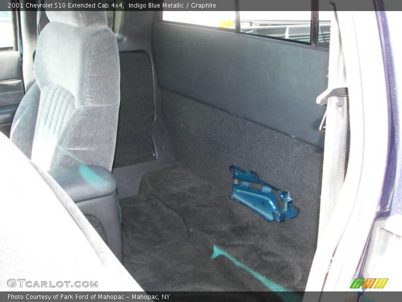 Indigo Blue Metallic / Graphite 2001 Chevrolet S10 Extended Cab 4x4