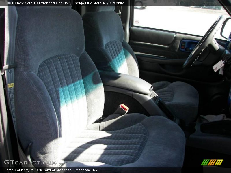 Indigo Blue Metallic / Graphite 2001 Chevrolet S10 Extended Cab 4x4