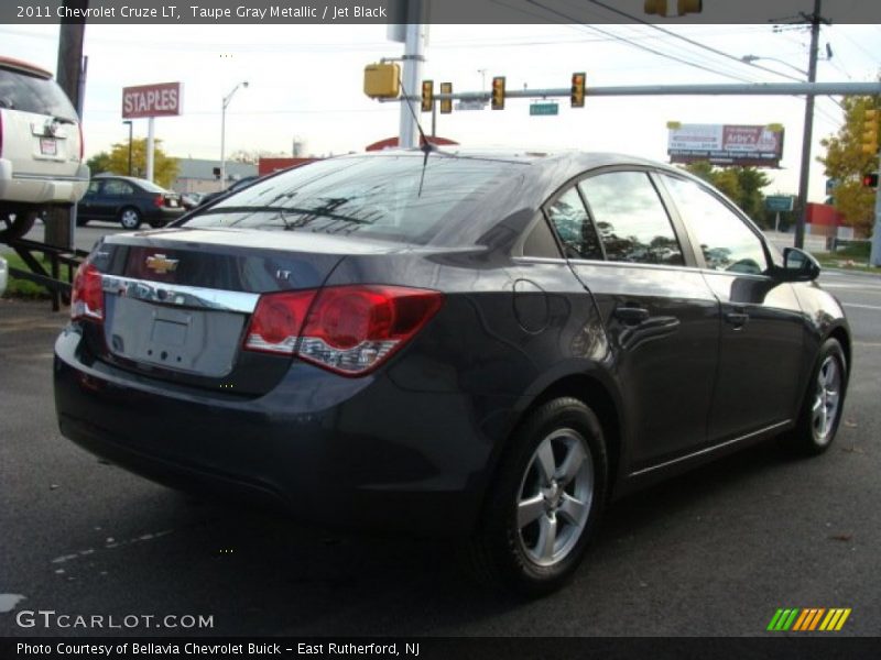 Taupe Gray Metallic / Jet Black 2011 Chevrolet Cruze LT