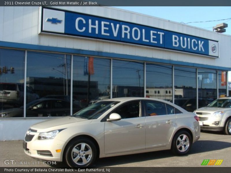 Gold Mist Metallic / Jet Black 2011 Chevrolet Cruze LT