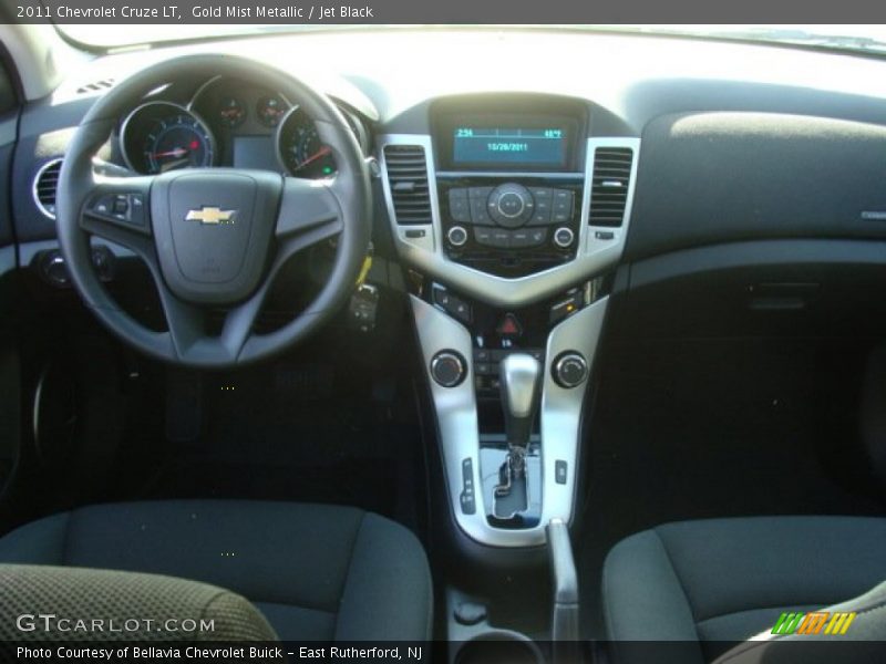 Gold Mist Metallic / Jet Black 2011 Chevrolet Cruze LT