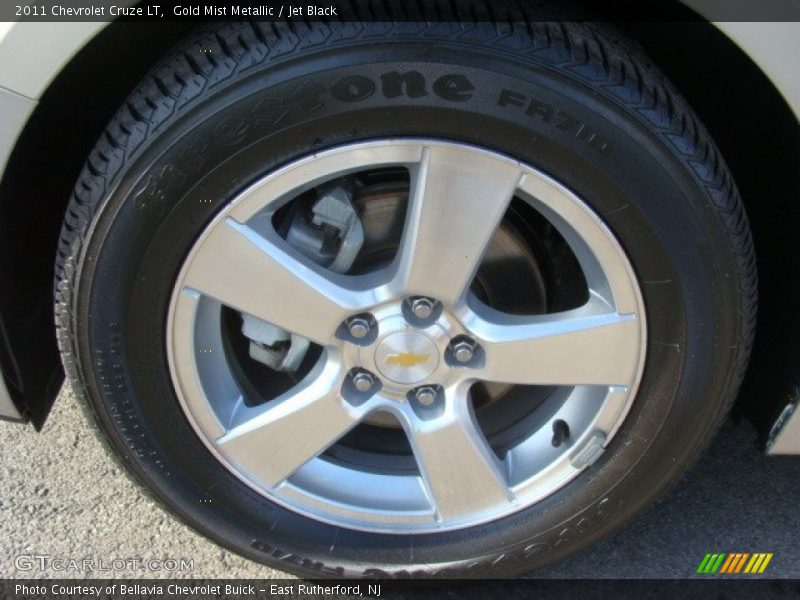 Gold Mist Metallic / Jet Black 2011 Chevrolet Cruze LT