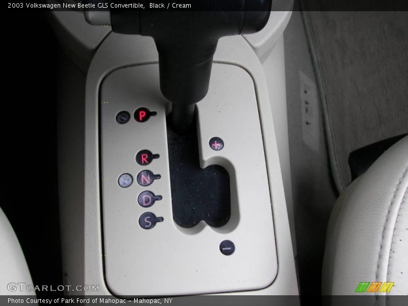 Black / Cream 2003 Volkswagen New Beetle GLS Convertible