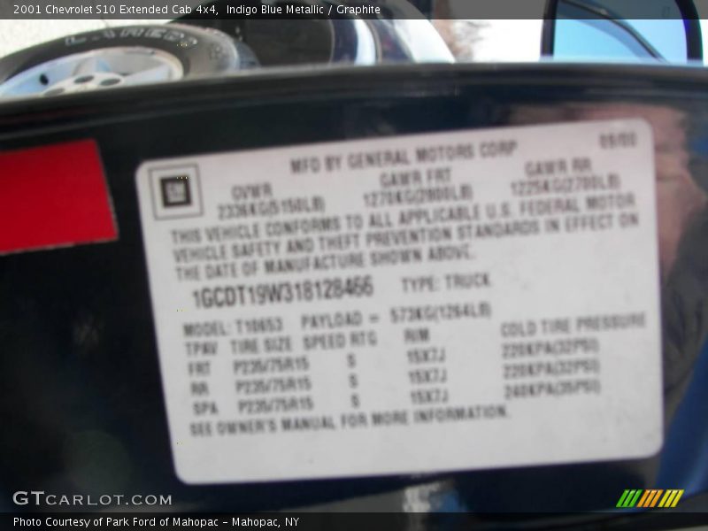 Indigo Blue Metallic / Graphite 2001 Chevrolet S10 Extended Cab 4x4