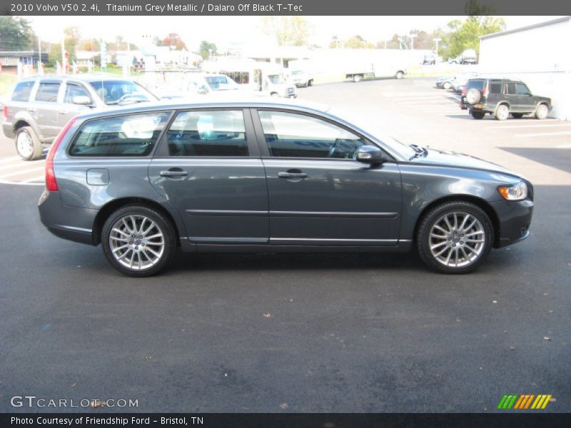Titanium Grey Metallic / Dalaro Off Black T-Tec 2010 Volvo V50 2.4i
