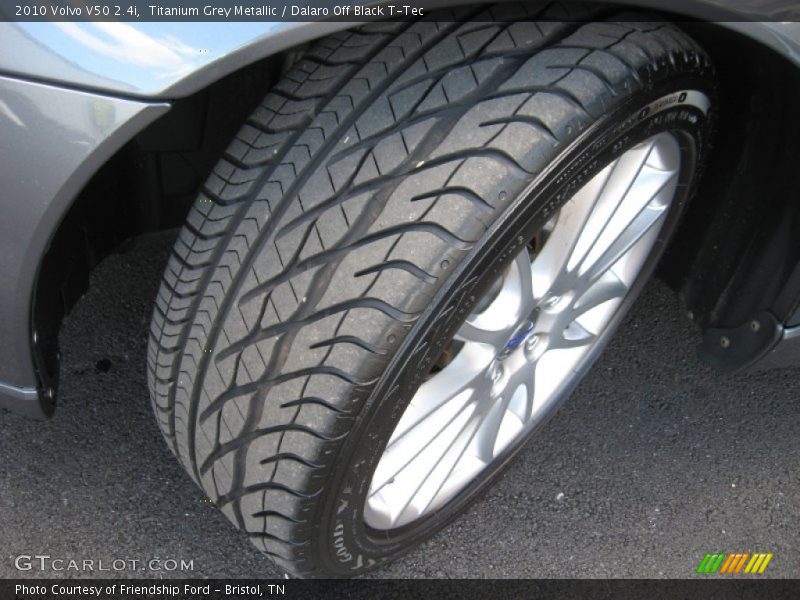 Titanium Grey Metallic / Dalaro Off Black T-Tec 2010 Volvo V50 2.4i