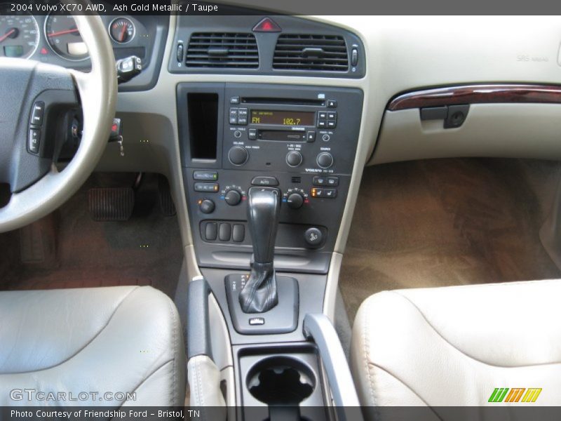 Ash Gold Metallic / Taupe 2004 Volvo XC70 AWD