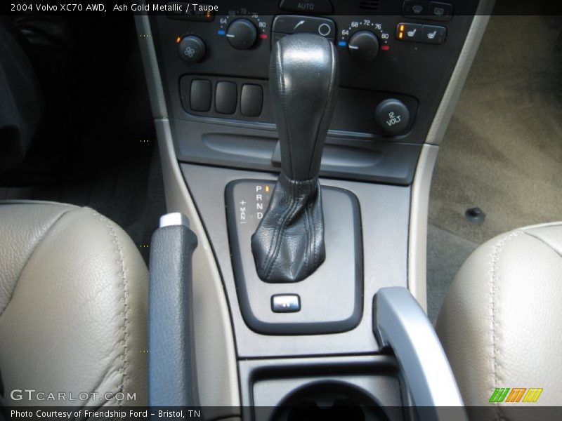 Ash Gold Metallic / Taupe 2004 Volvo XC70 AWD