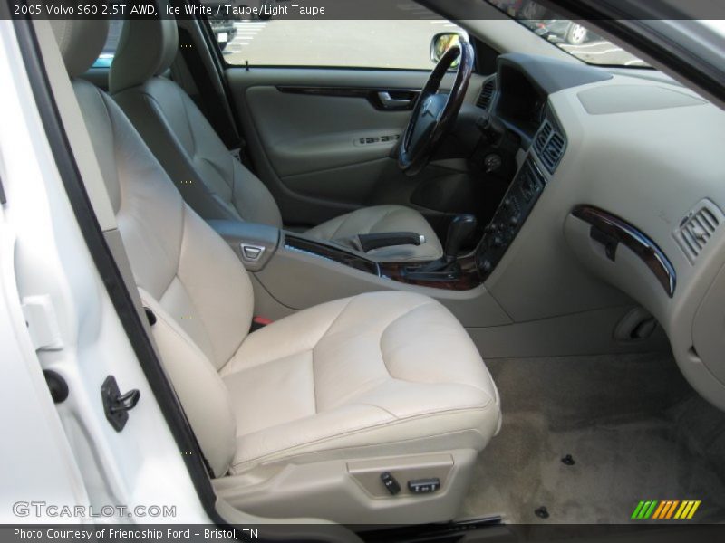  2005 S60 2.5T AWD Taupe/Light Taupe Interior