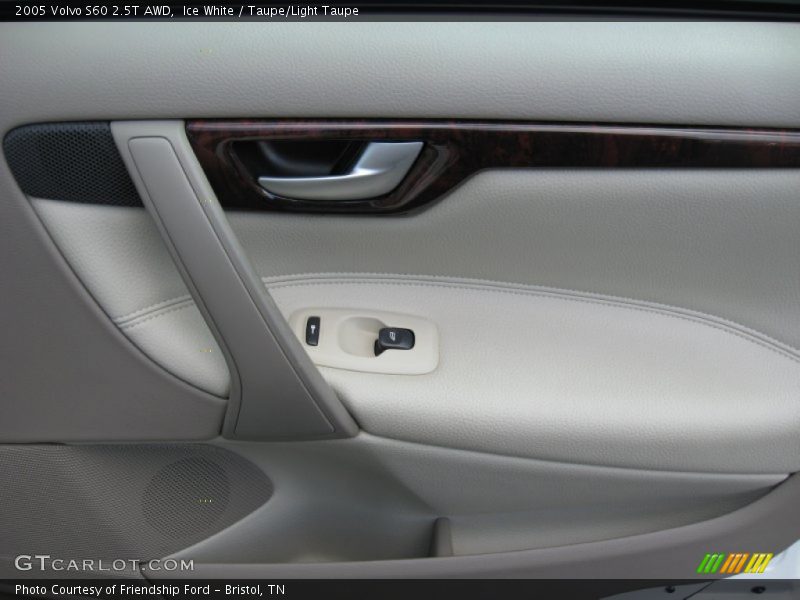 Ice White / Taupe/Light Taupe 2005 Volvo S60 2.5T AWD