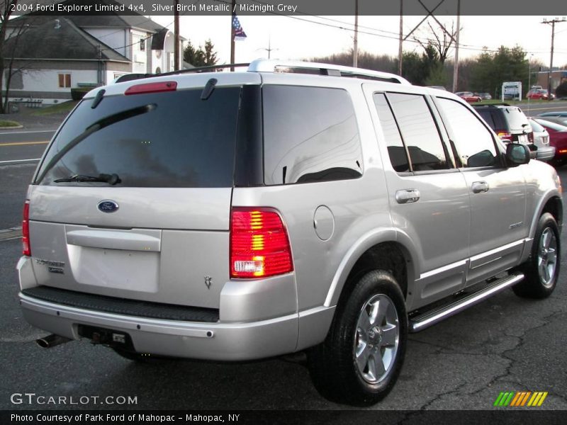 Silver Birch Metallic / Midnight Grey 2004 Ford Explorer Limited 4x4