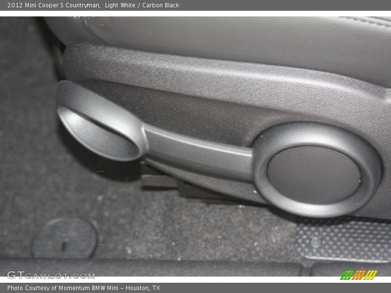 Light White / Carbon Black 2012 Mini Cooper S Countryman