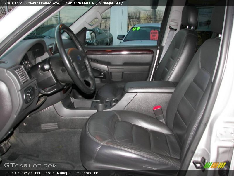 Silver Birch Metallic / Midnight Grey 2004 Ford Explorer Limited 4x4