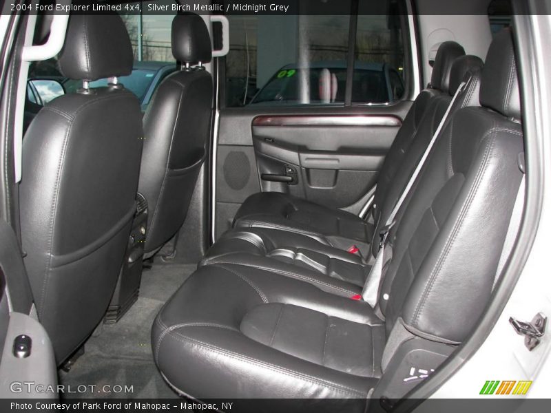 Silver Birch Metallic / Midnight Grey 2004 Ford Explorer Limited 4x4