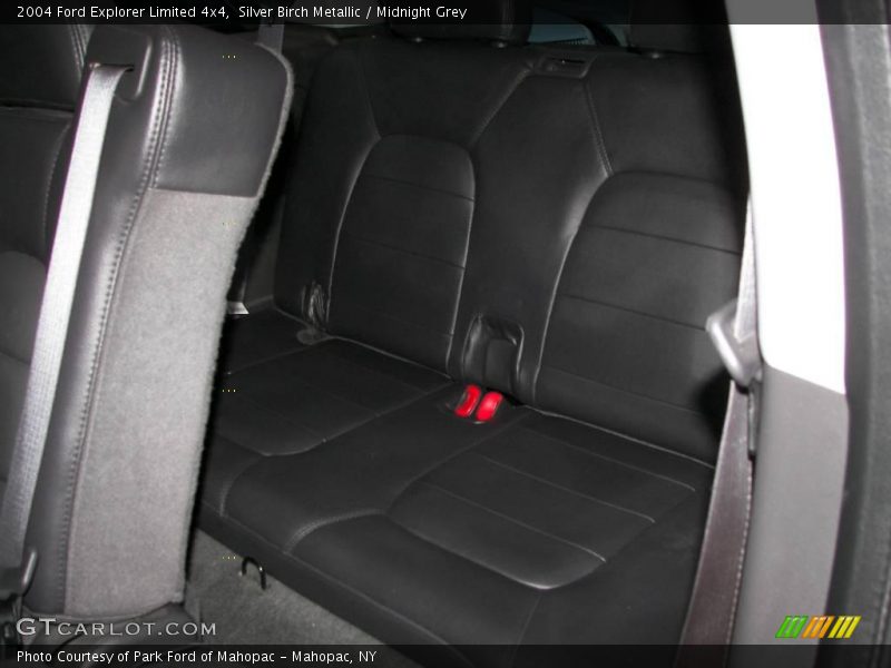 Silver Birch Metallic / Midnight Grey 2004 Ford Explorer Limited 4x4