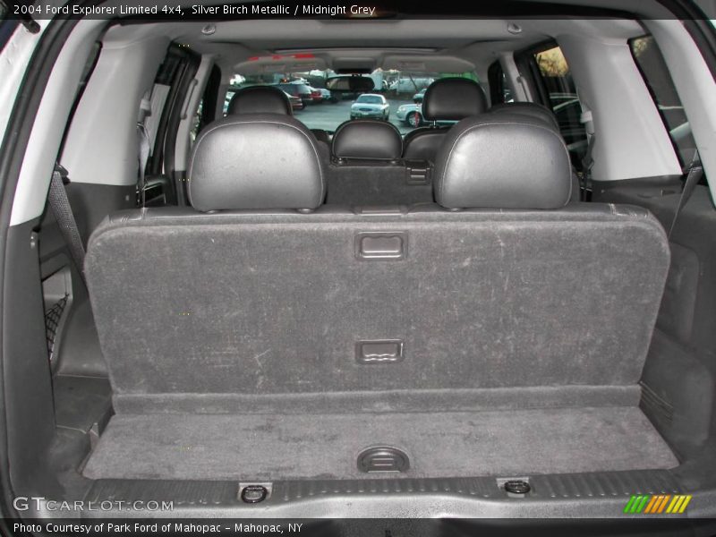 Silver Birch Metallic / Midnight Grey 2004 Ford Explorer Limited 4x4