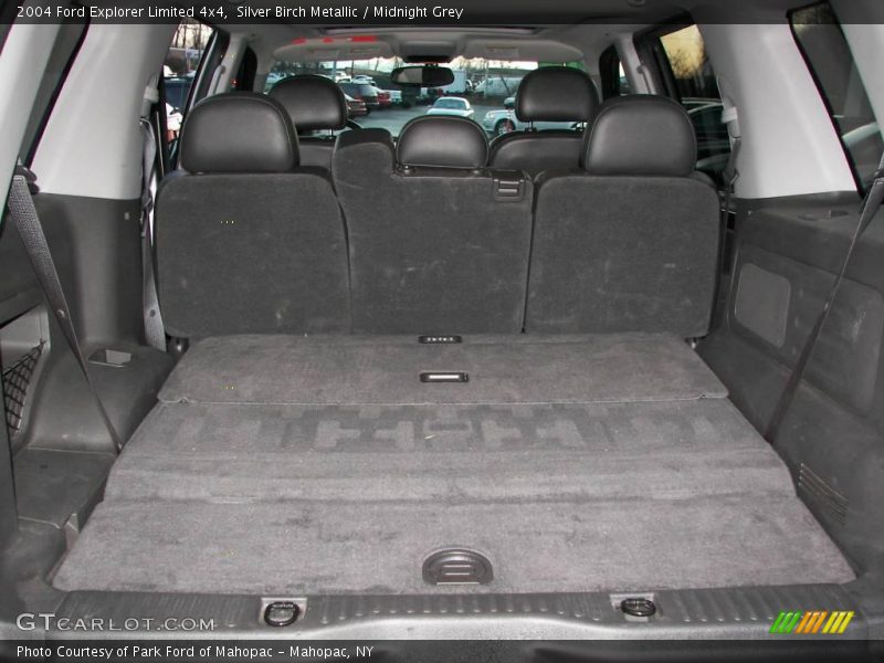 Silver Birch Metallic / Midnight Grey 2004 Ford Explorer Limited 4x4