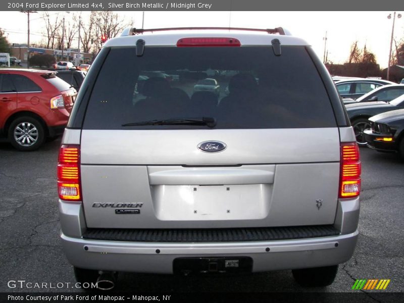 Silver Birch Metallic / Midnight Grey 2004 Ford Explorer Limited 4x4