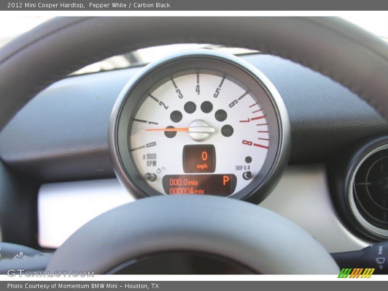 Pepper White / Carbon Black 2012 Mini Cooper Hardtop