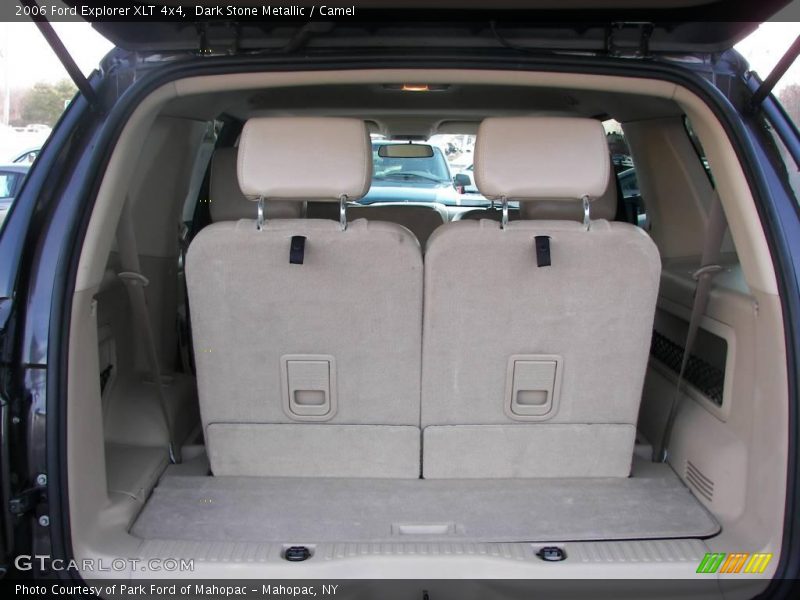 Dark Stone Metallic / Camel 2006 Ford Explorer XLT 4x4