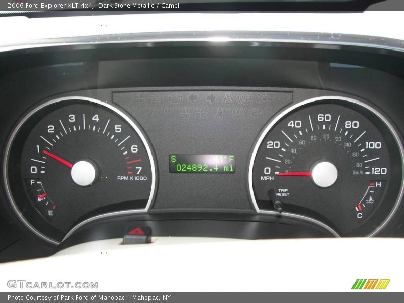 Dark Stone Metallic / Camel 2006 Ford Explorer XLT 4x4