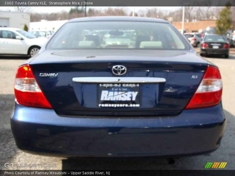 Stratosphere Mica / Stone 2002 Toyota Camry XLE
