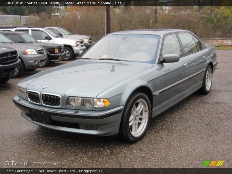 Front 3/4 View of 2001 7 Series 740iL Sedan