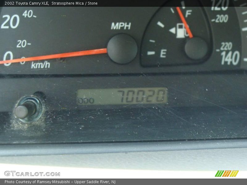 Stratosphere Mica / Stone 2002 Toyota Camry XLE
