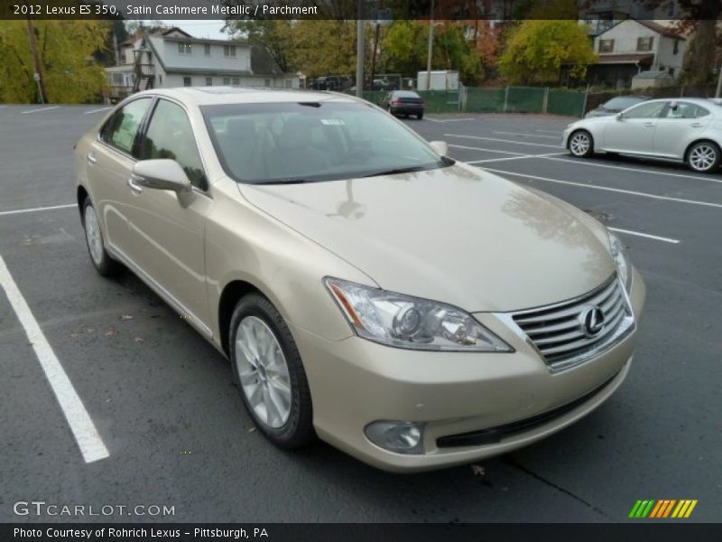 Front 3/4 View of 2012 ES 350