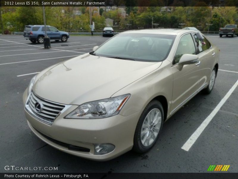 Front 3/4 View of 2012 ES 350