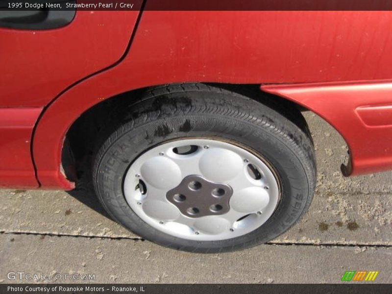 Strawberry Pearl / Grey 1995 Dodge Neon