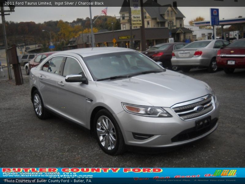 Ingot Silver / Charcoal Black 2011 Ford Taurus Limited