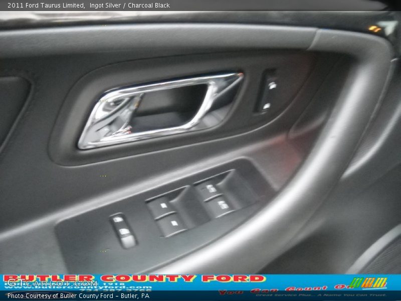 Ingot Silver / Charcoal Black 2011 Ford Taurus Limited