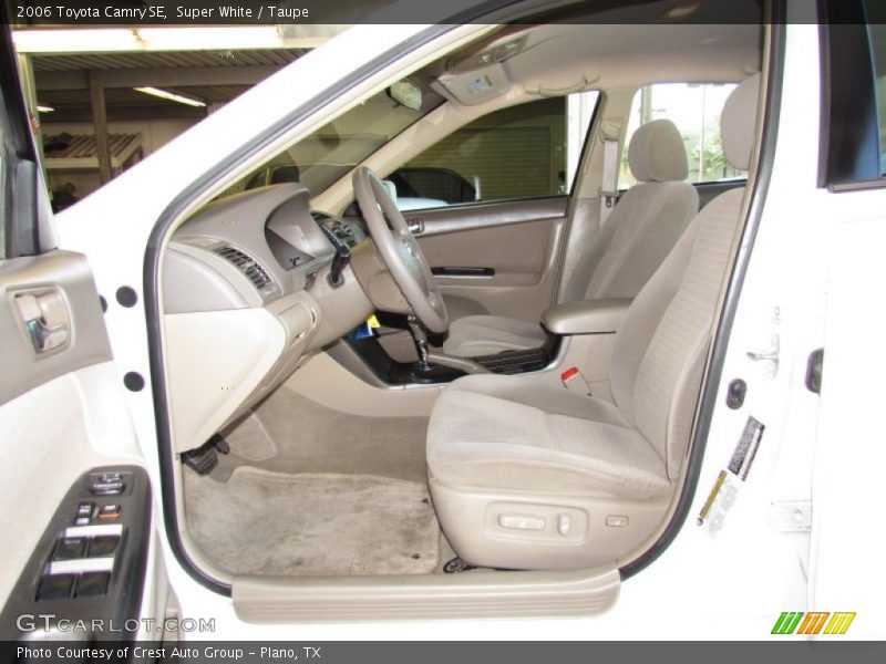 Super White / Taupe 2006 Toyota Camry SE