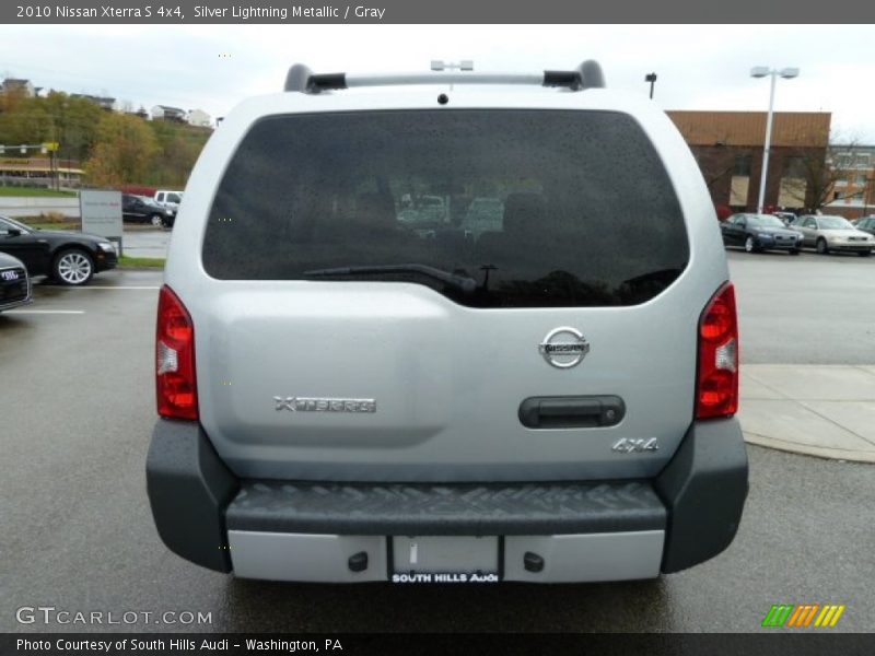 Silver Lightning Metallic / Gray 2010 Nissan Xterra S 4x4