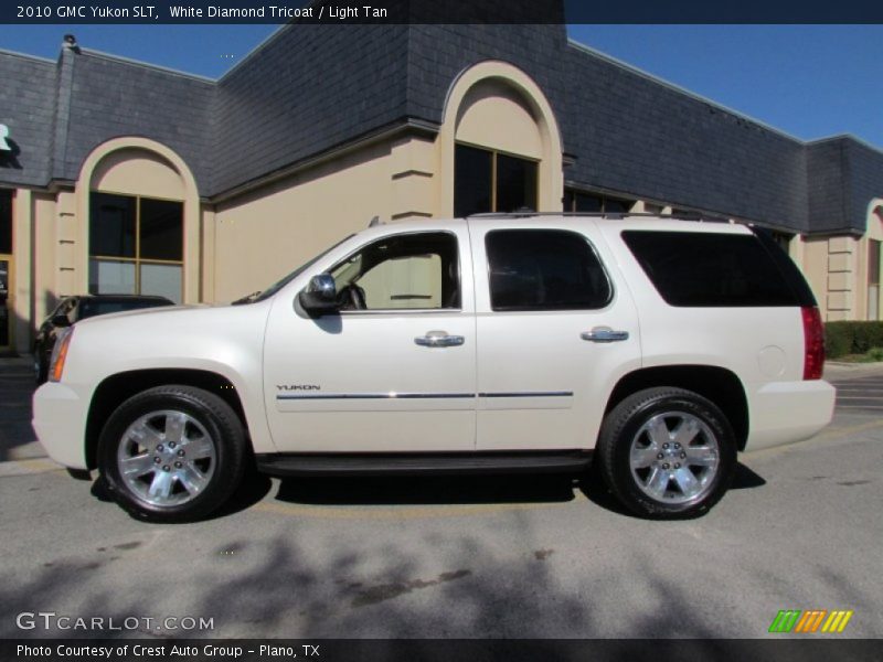 White Diamond Tricoat / Light Tan 2010 GMC Yukon SLT