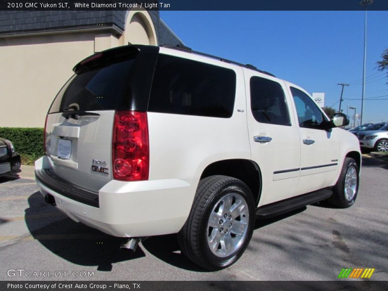 White Diamond Tricoat / Light Tan 2010 GMC Yukon SLT