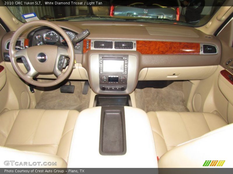 White Diamond Tricoat / Light Tan 2010 GMC Yukon SLT