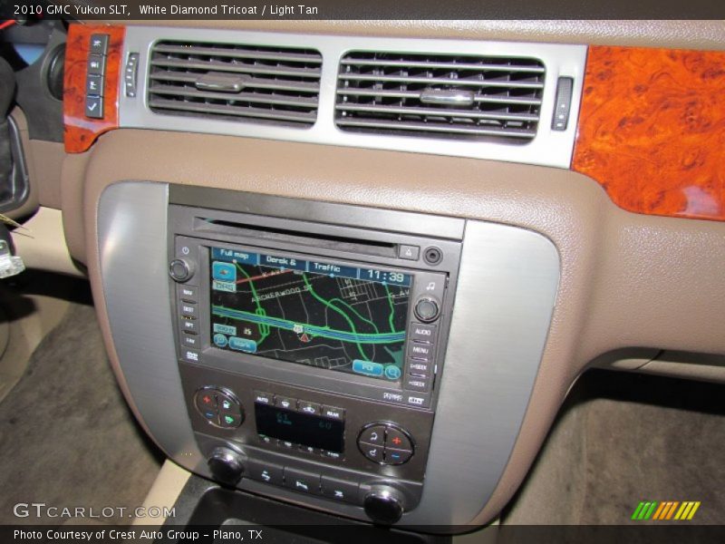 White Diamond Tricoat / Light Tan 2010 GMC Yukon SLT