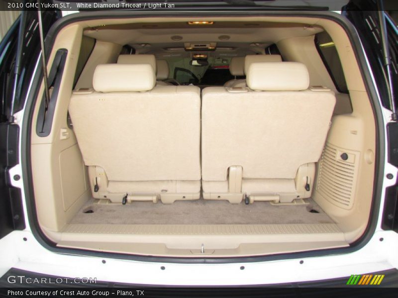 White Diamond Tricoat / Light Tan 2010 GMC Yukon SLT