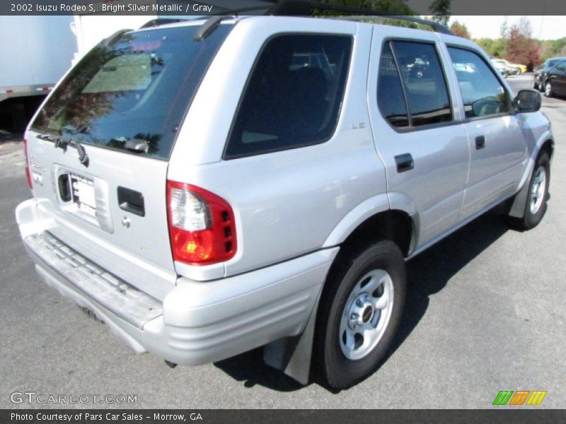 Bright Silver Metallic / Gray 2002 Isuzu Rodeo S