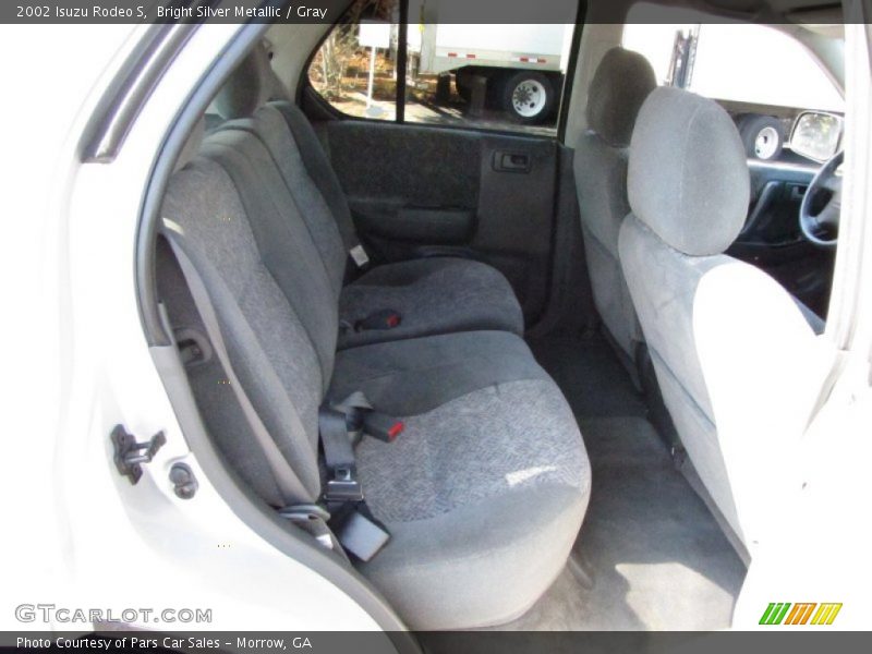 Bright Silver Metallic / Gray 2002 Isuzu Rodeo S