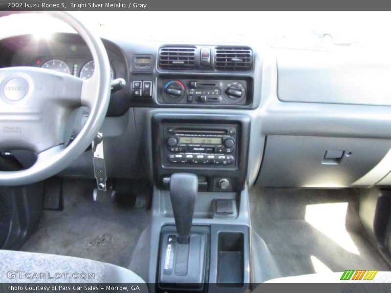 Bright Silver Metallic / Gray 2002 Isuzu Rodeo S