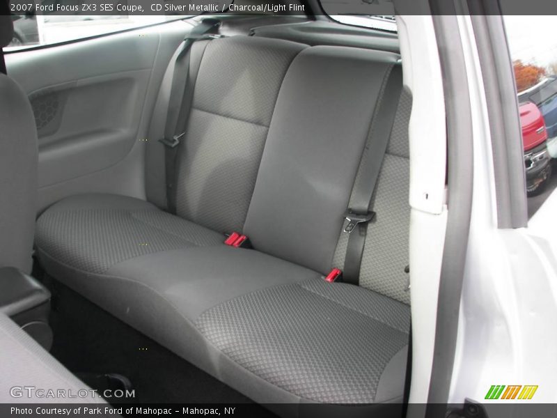 CD Silver Metallic / Charcoal/Light Flint 2007 Ford Focus ZX3 SES Coupe