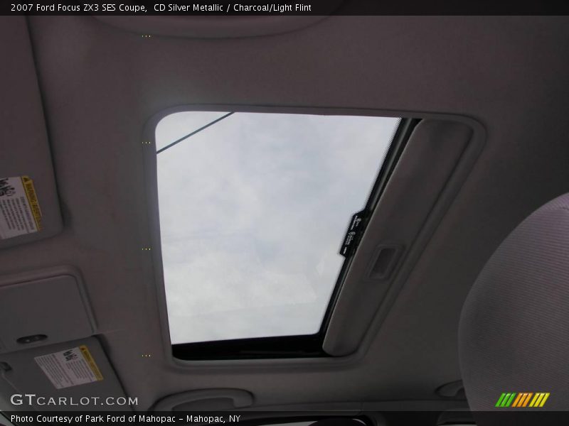 CD Silver Metallic / Charcoal/Light Flint 2007 Ford Focus ZX3 SES Coupe
