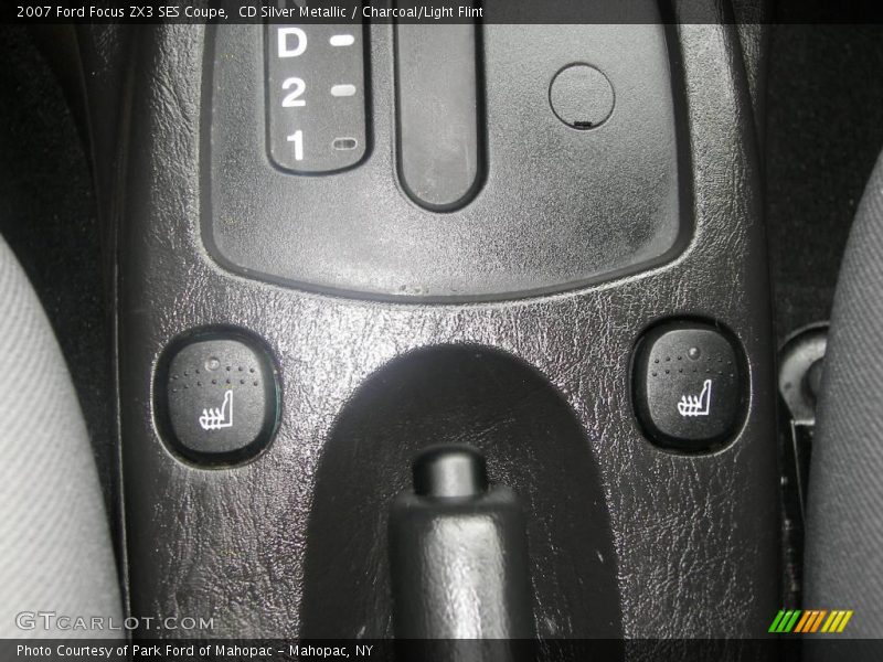 CD Silver Metallic / Charcoal/Light Flint 2007 Ford Focus ZX3 SES Coupe