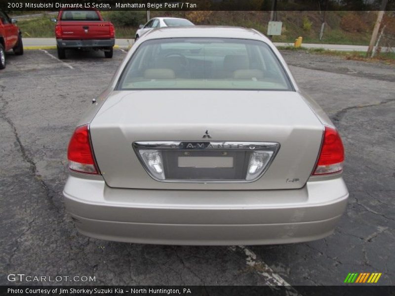 Manhattan Beige Pearl / Tan 2003 Mitsubishi Diamante LS Sedan