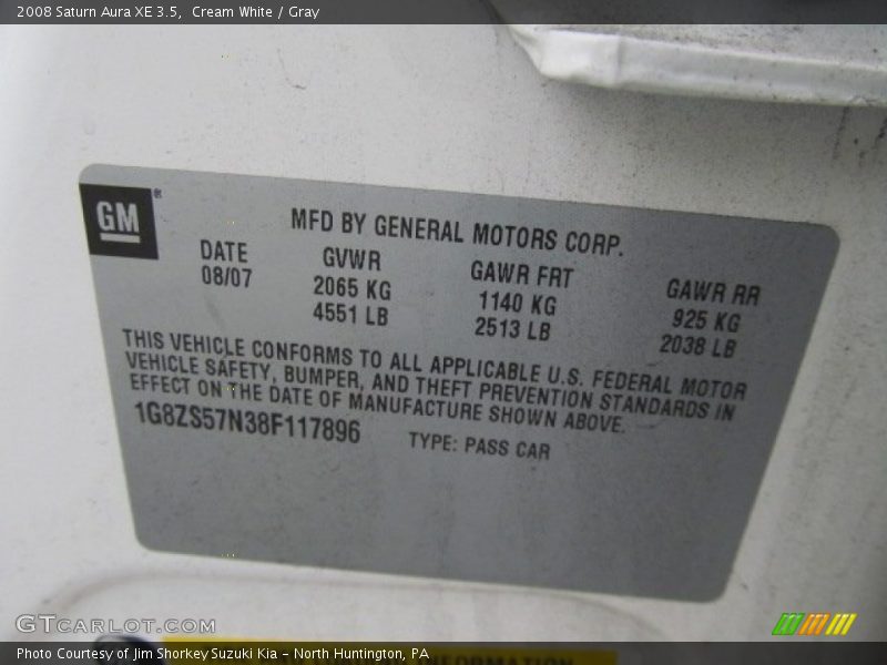 Cream White / Gray 2008 Saturn Aura XE 3.5